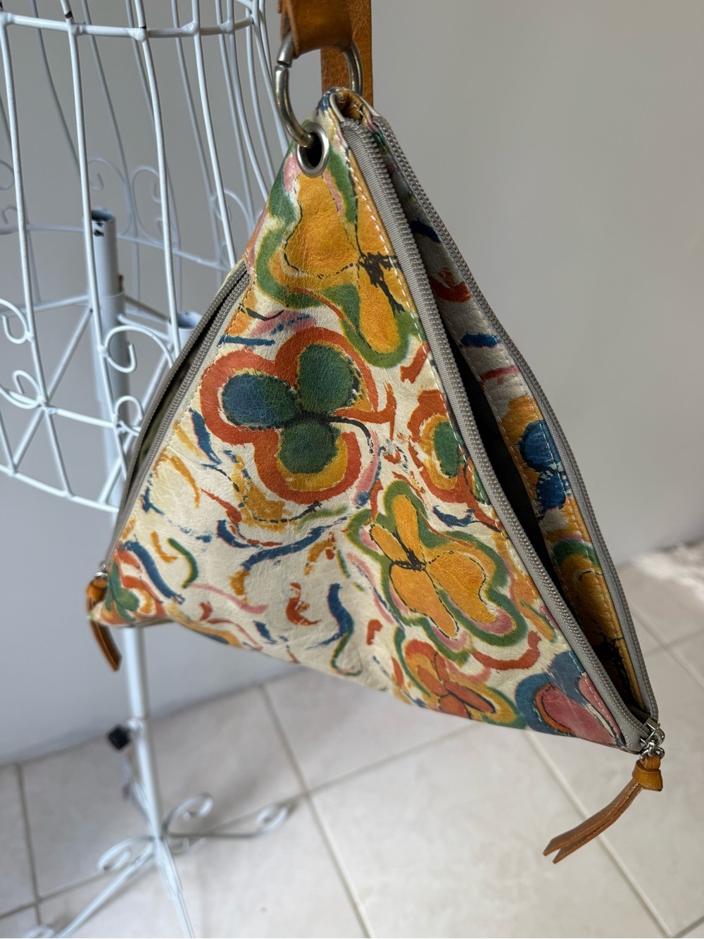 SKIN Argentina Hand Painted Leather Triangle Shoulder Bag Floral Artisan Purse - Picture 4 of 10